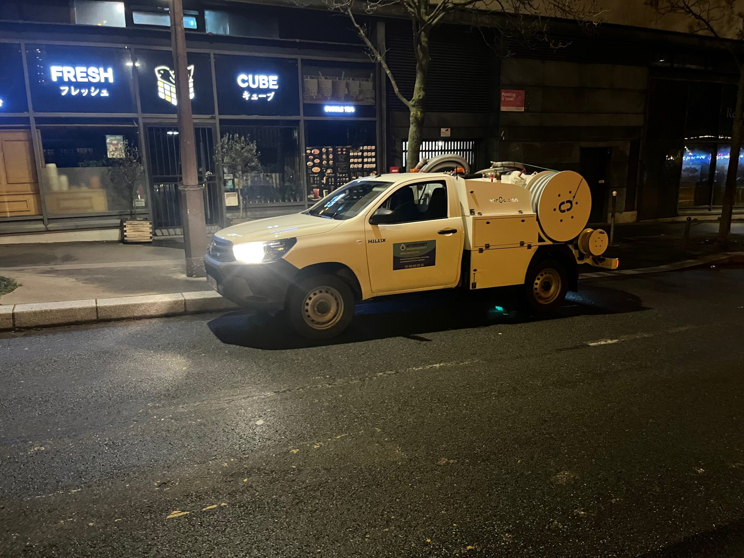 Camion débouchage intervention de nuit